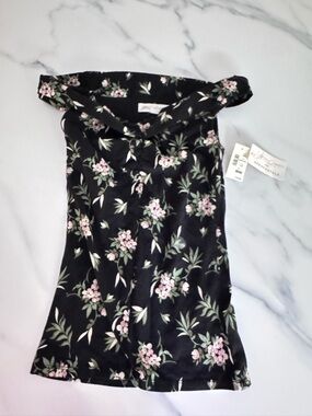 Aeropostale Sabrina Carpenter Black Floral Strapless Top